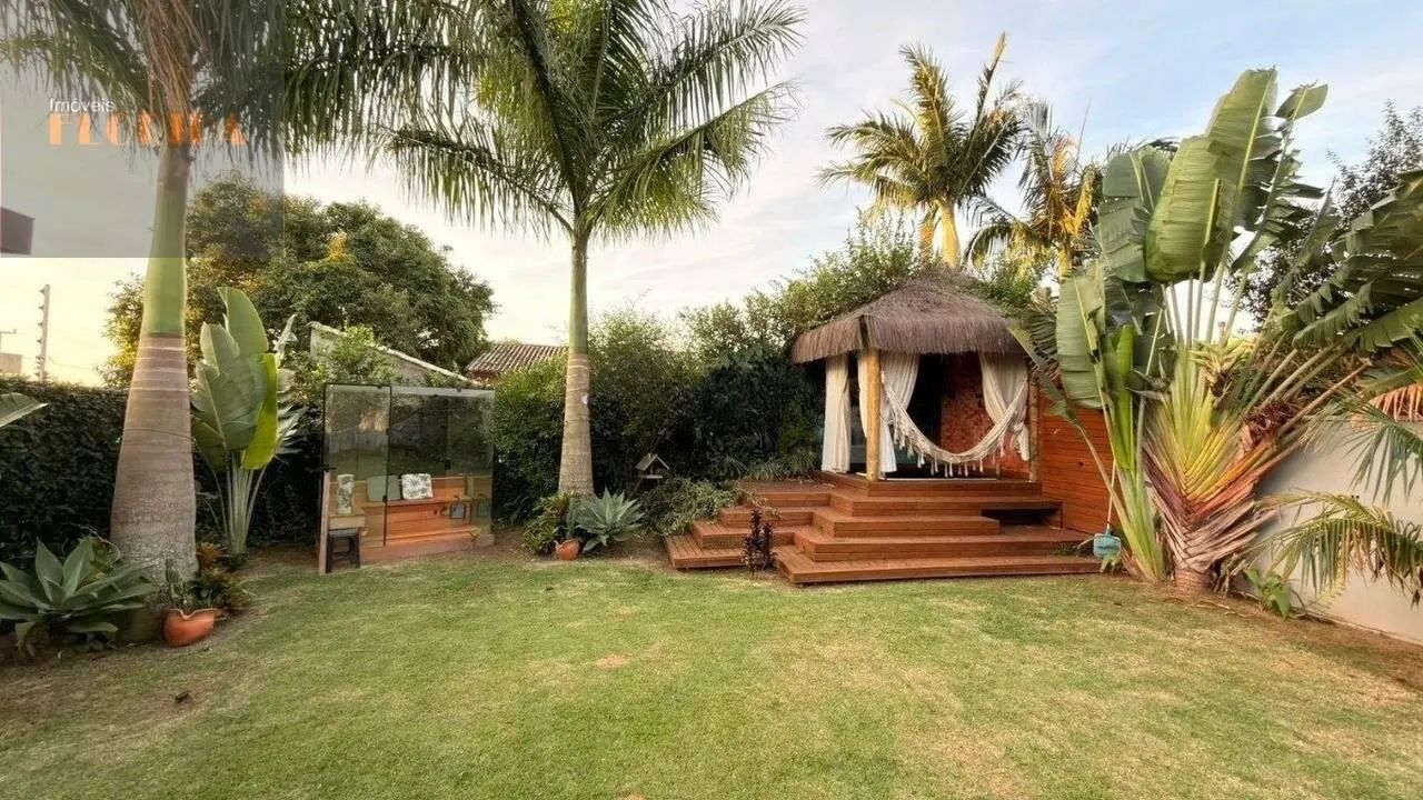 Casa de alto padrão totalmente mobiliada no Morro das Pedras