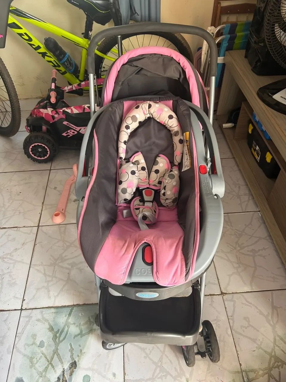 Carinho de bebê e bebê conforto  - Foto 2
