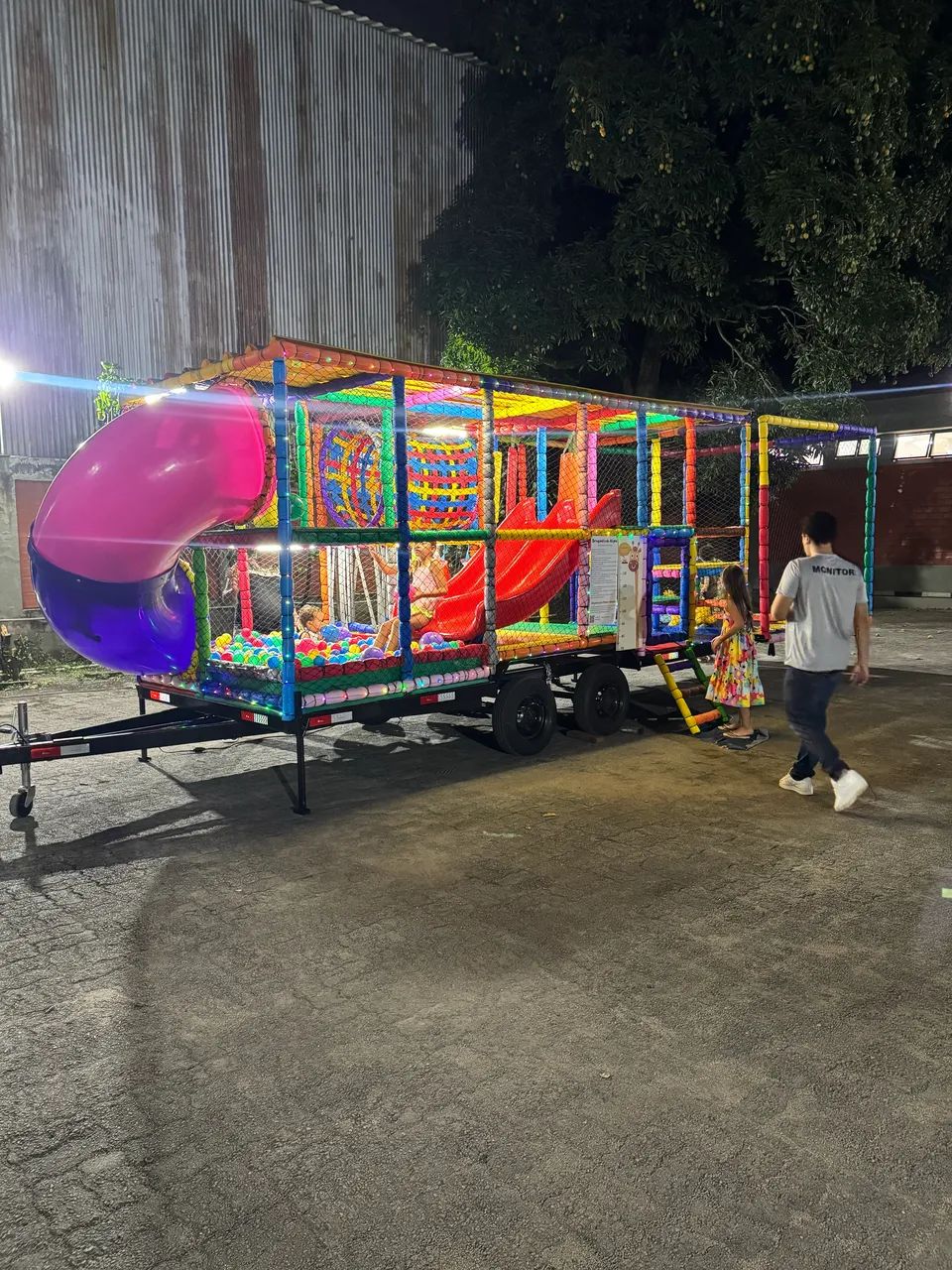 Vendo Brinquedo para festas e praças - Foto 3