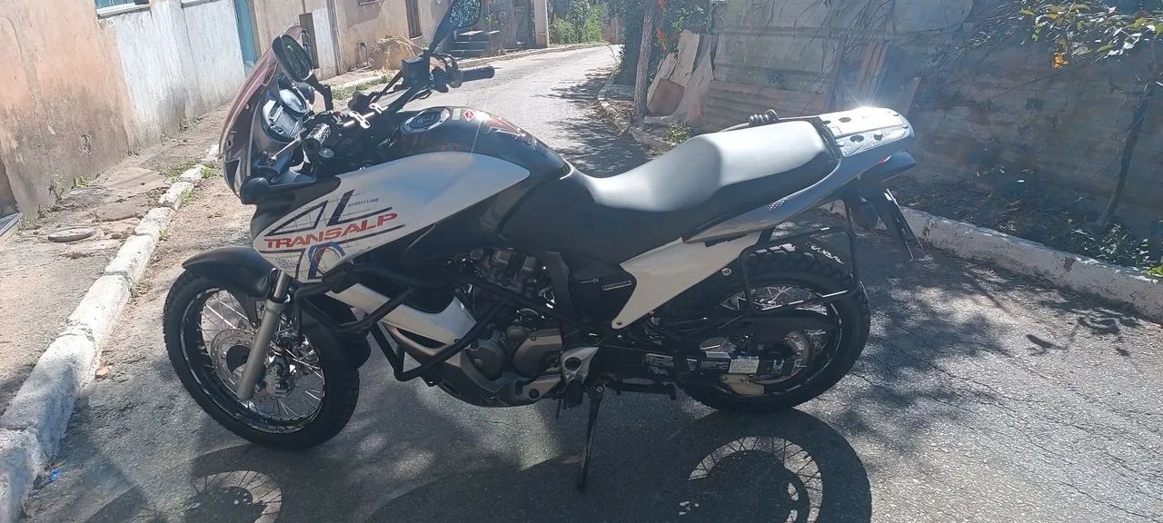 Transalp 700cc - Foto 2