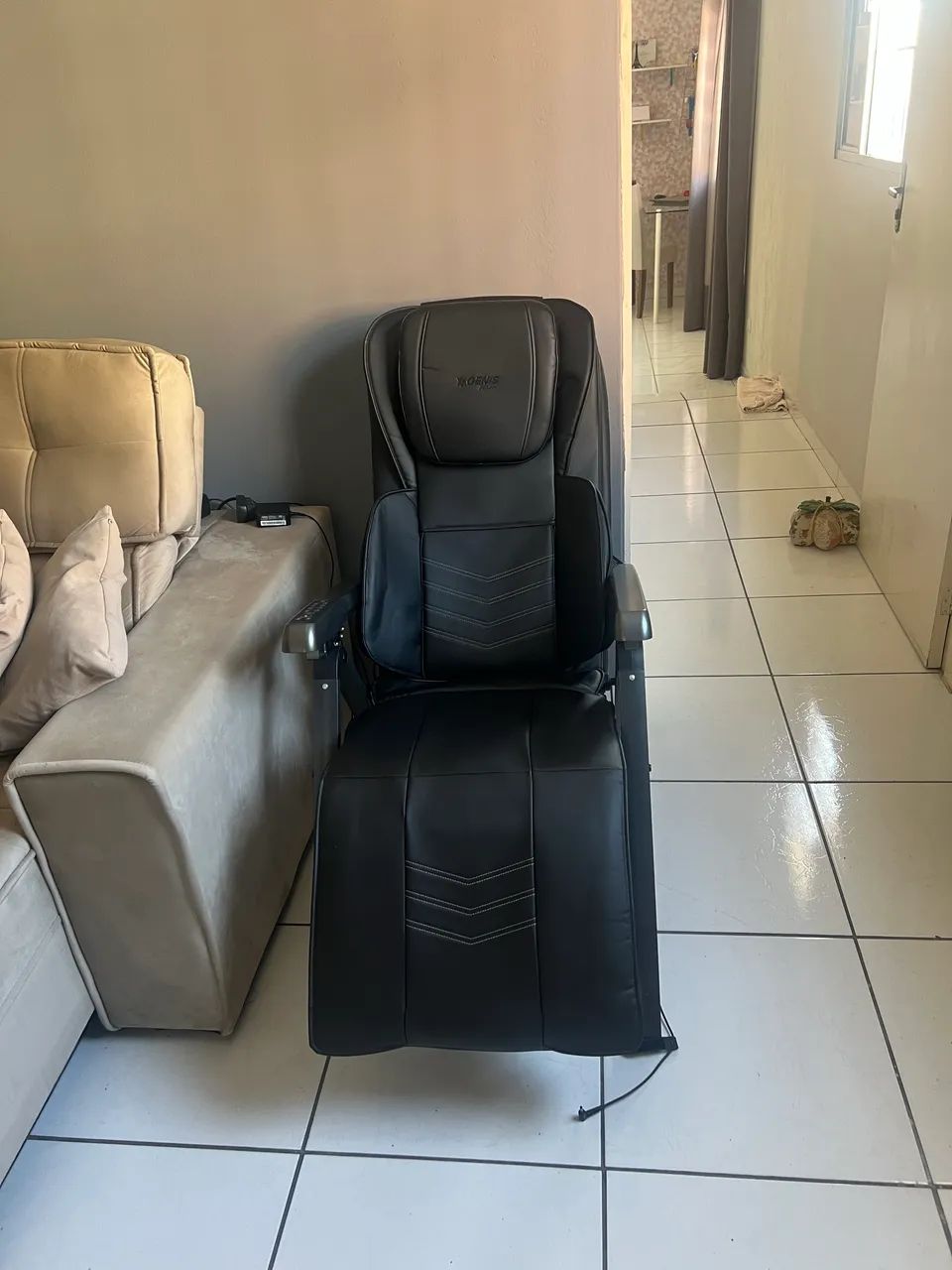 Poltrona de massagem nova  - Foto 2