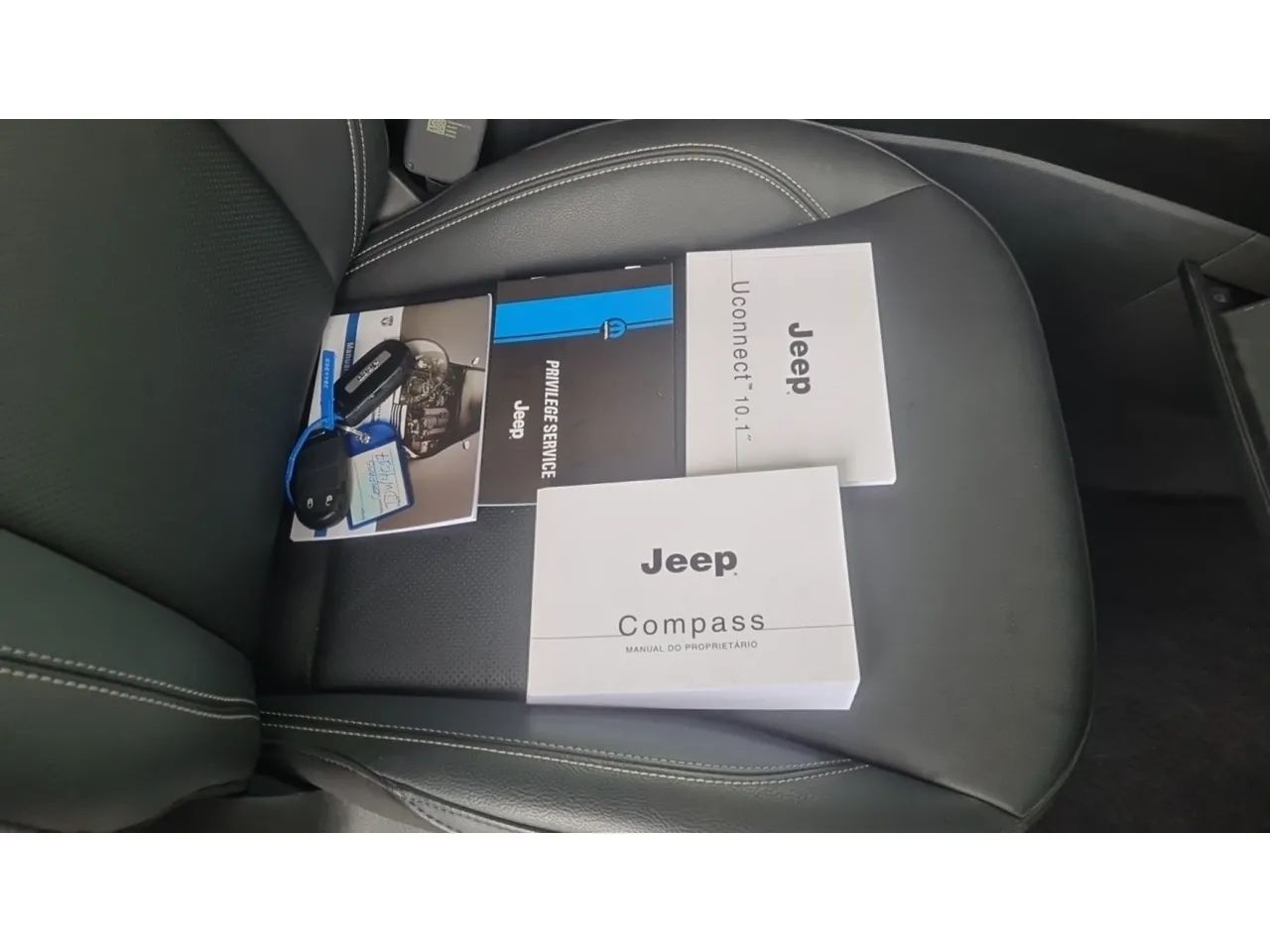 Jeep Compass LONG. T270 1.3 TB 4x2 Flex Aut., foto 17 de 17