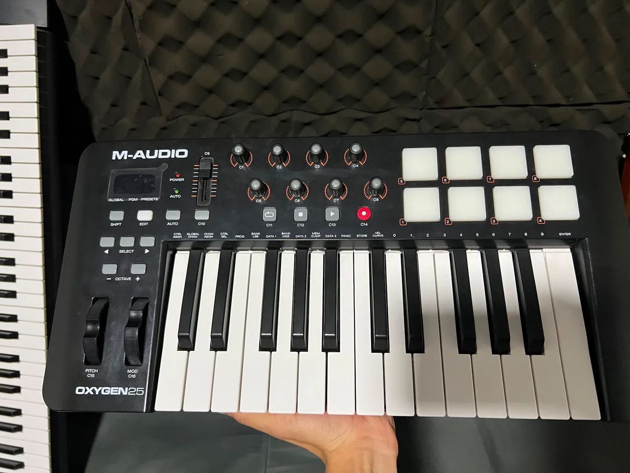 Controlador m audio oxygen 25