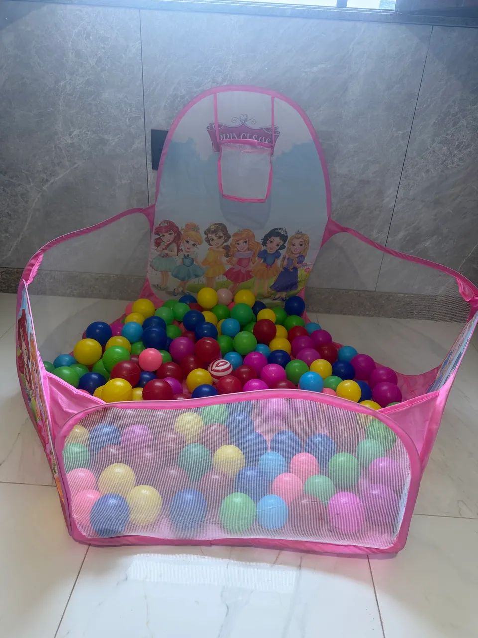Piscina de bolinhas com 163 bolas - Foto 2