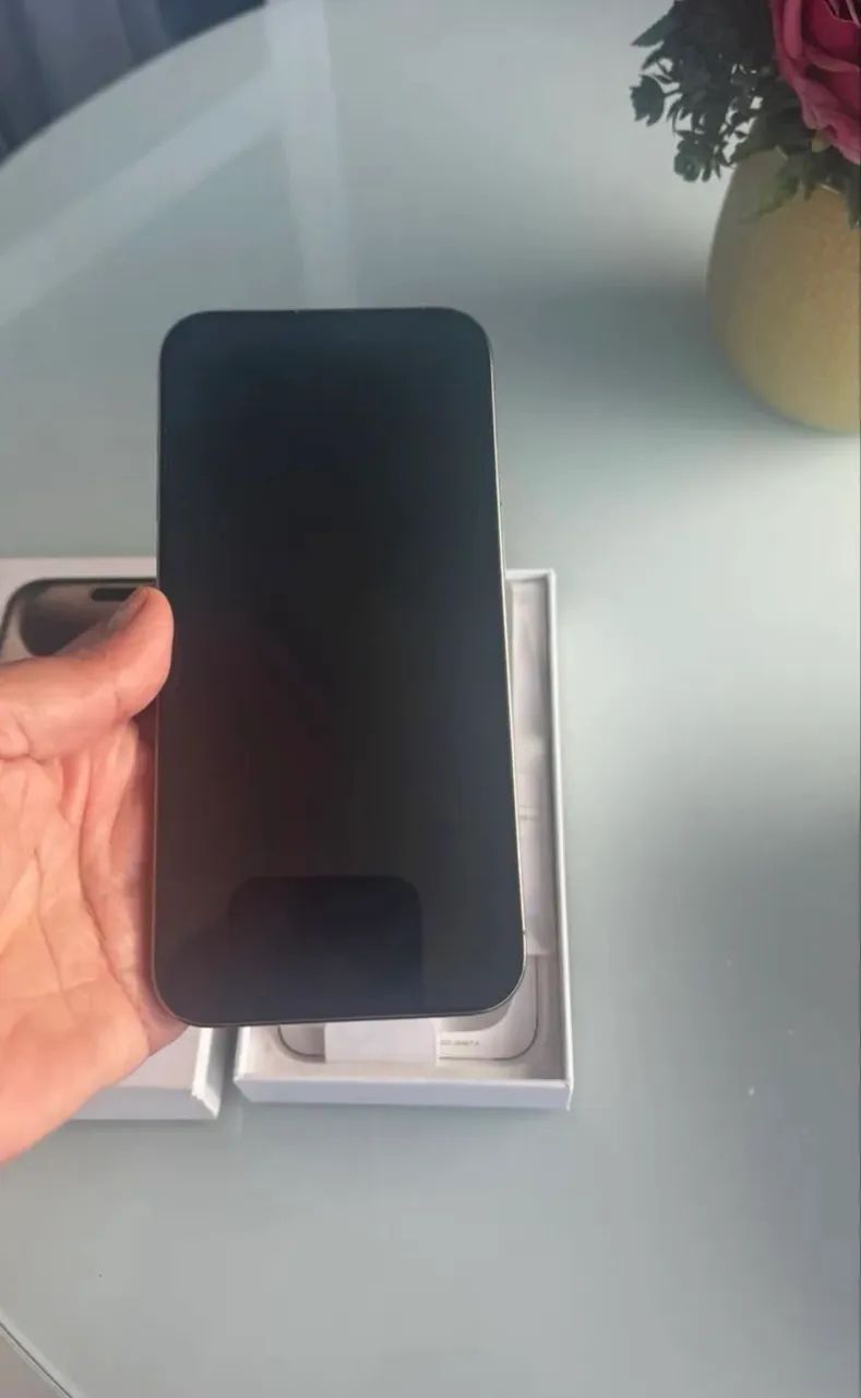 Vendo Iphone 15 pro max  - Foto 2