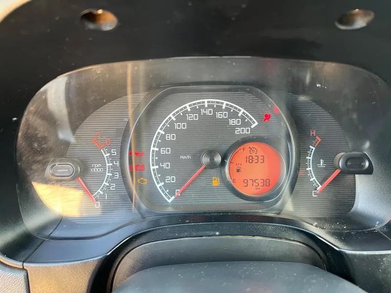 Fiat Strada 1.4 MPI Fire Flex 8V CS 2018 - Foto 3