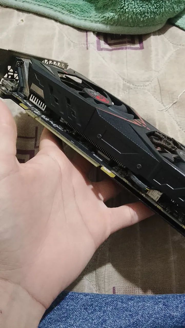 AMD Radeon RX 570 4GB - Foto 2