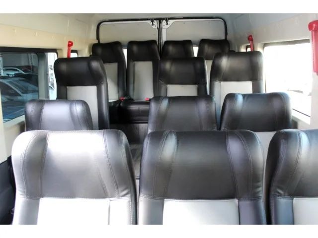 VAN PARA ALUGUEL VIAGEM E PARTICULAR - Foto 2