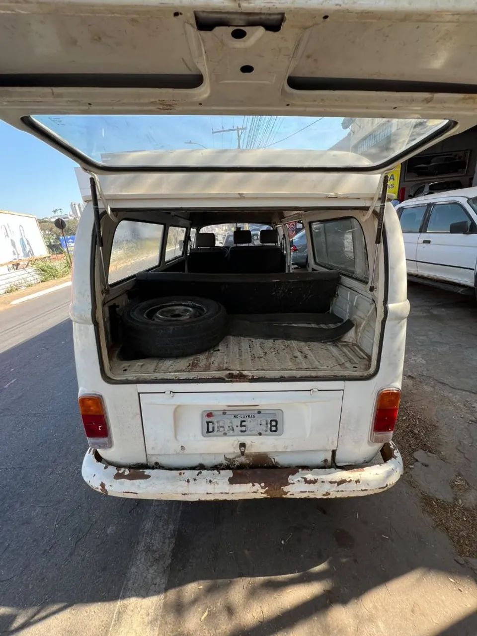Volkswagen Kombi Kombi Standard/ Luxo/ Série Prata 2005