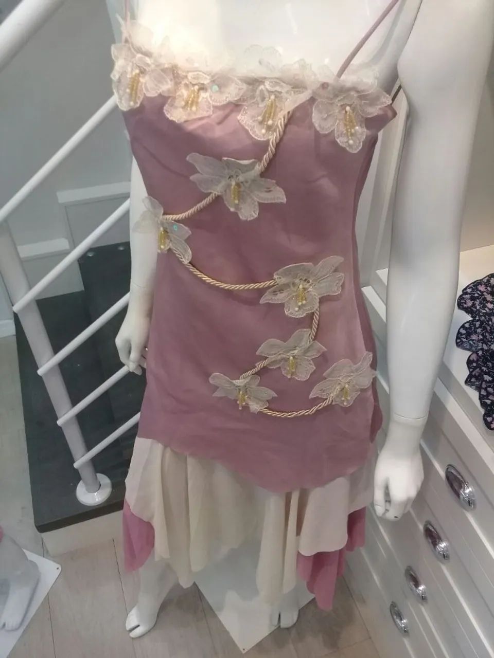 Vestidos T. U e T. M estado d novo. R$50,00 cada