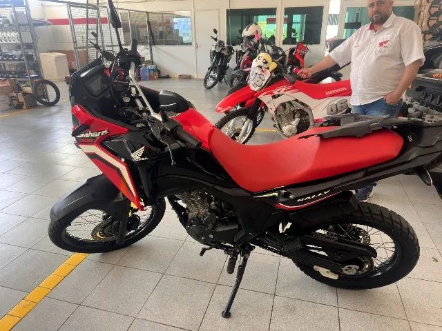 Honda Sahara 2024 file em estado de nova 
