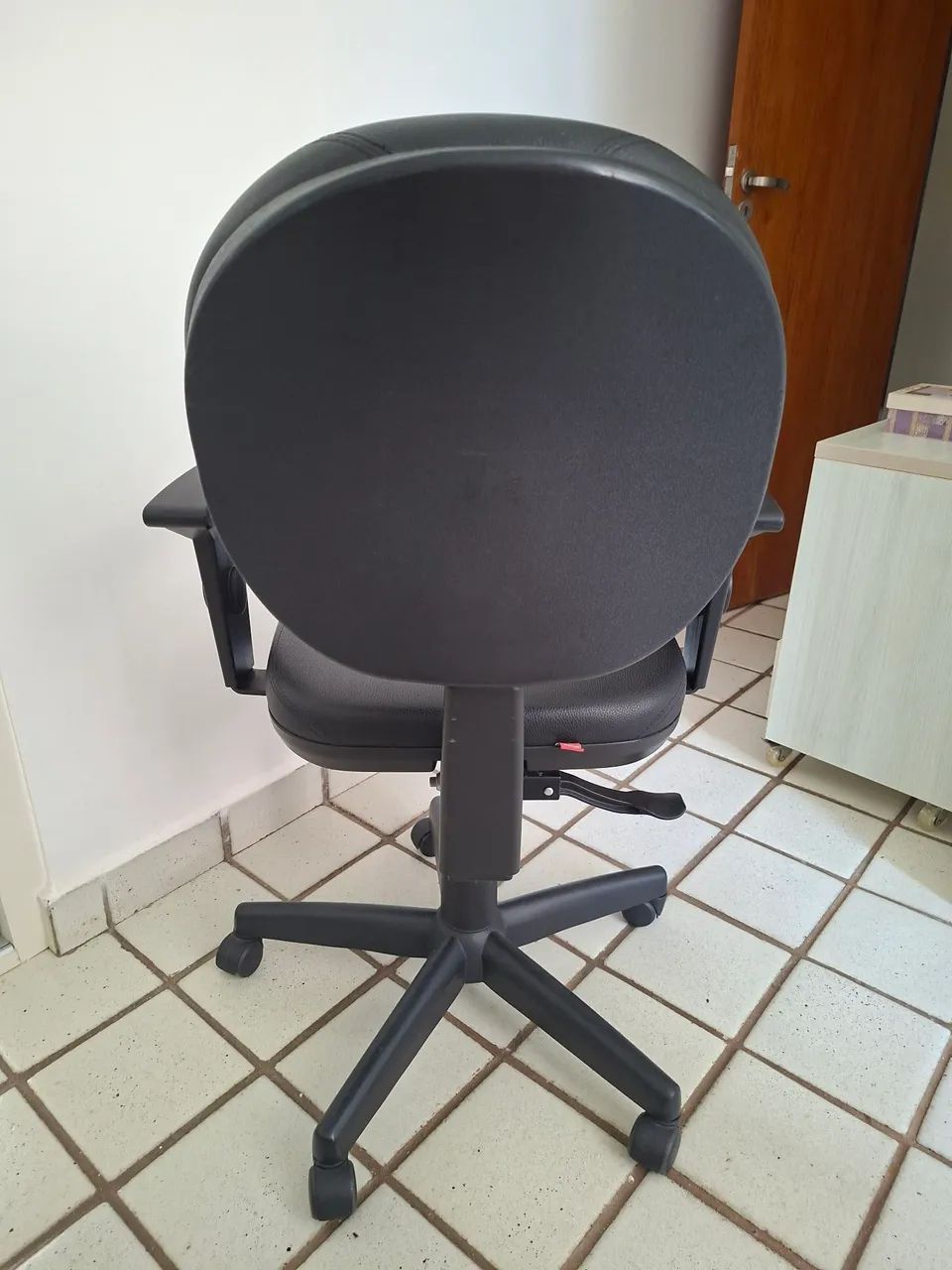 Cadeira executiva - Foto 3