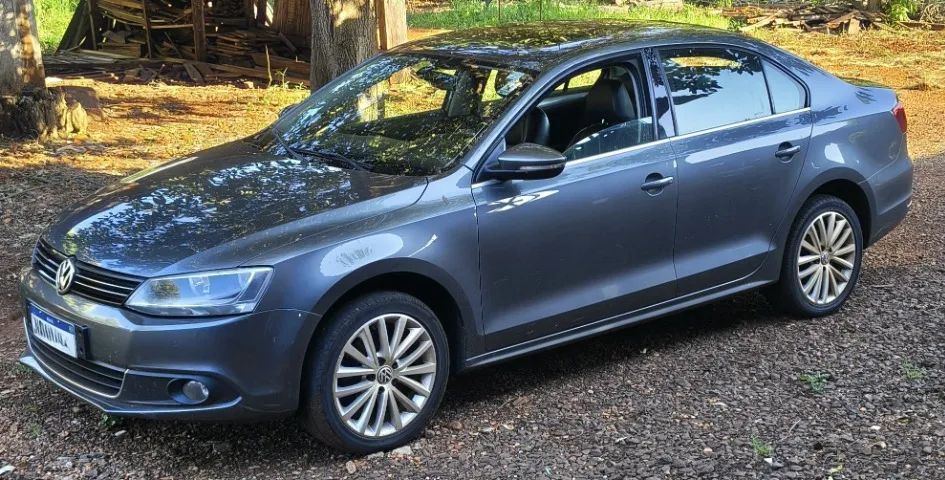 Volkswagen Jetta JETTA Highline 2.0 TSI 16V 4p Tiptronic 2011