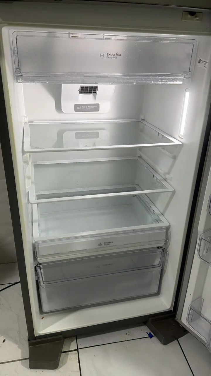 Vendo geladeira cônsul 490L - Foto 3