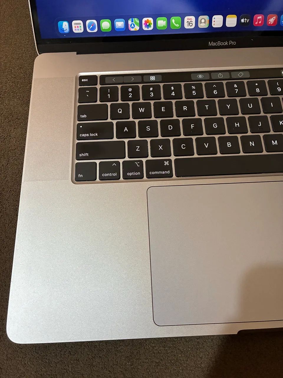 MacBook Pro 16 2019 - Foto 3