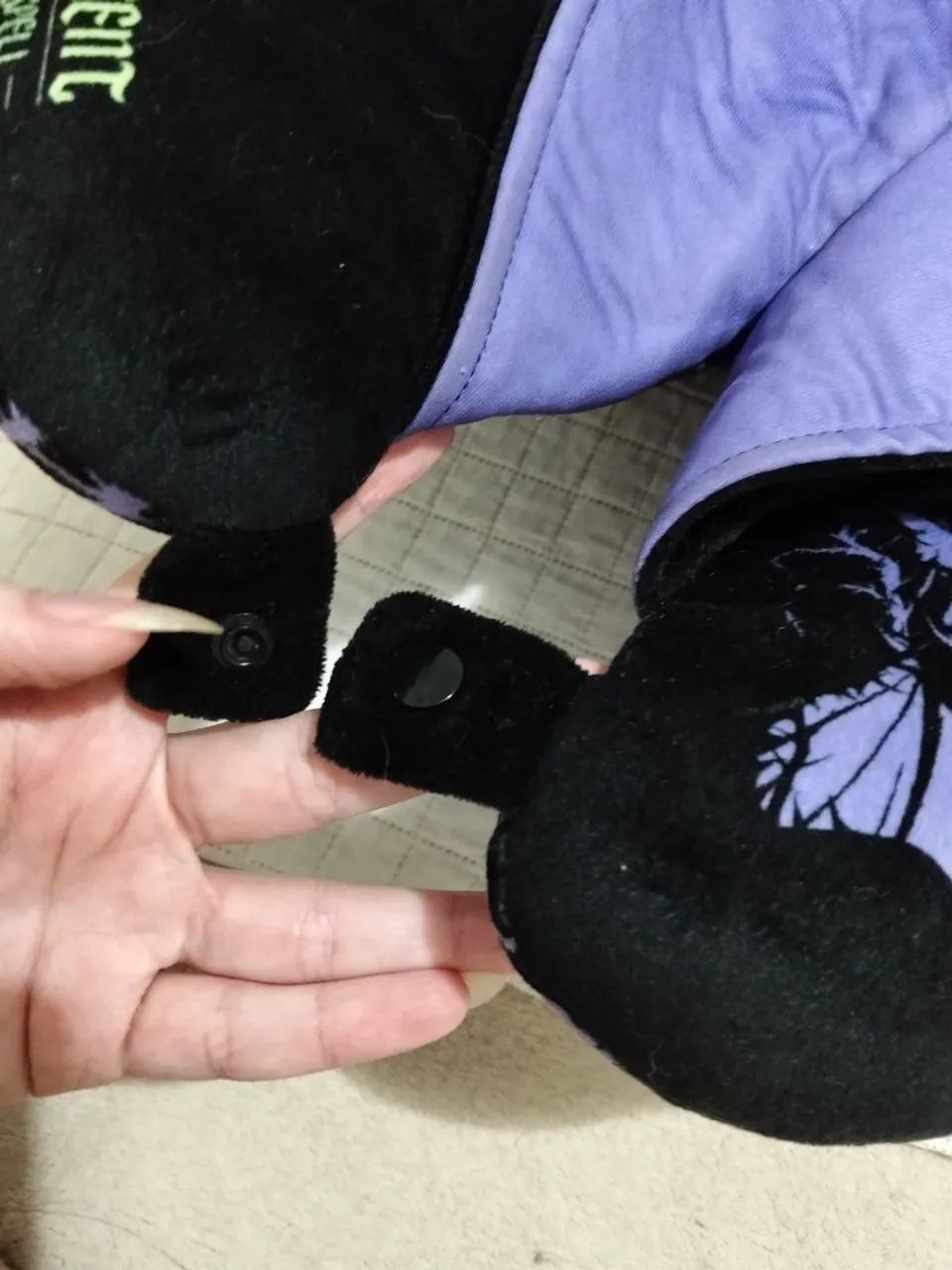 Piticas | Almofada de Pescoço com Capuz Malévola (Disney) - Foto 3