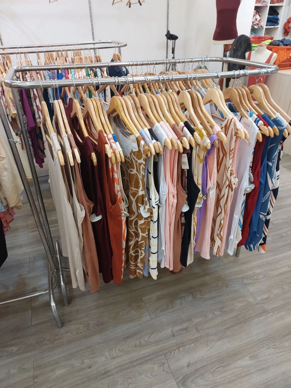 Araras para lojas - Foto 2