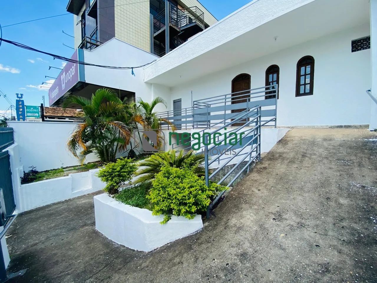 Casa comercial 8 quartos no bairro Centro Betim