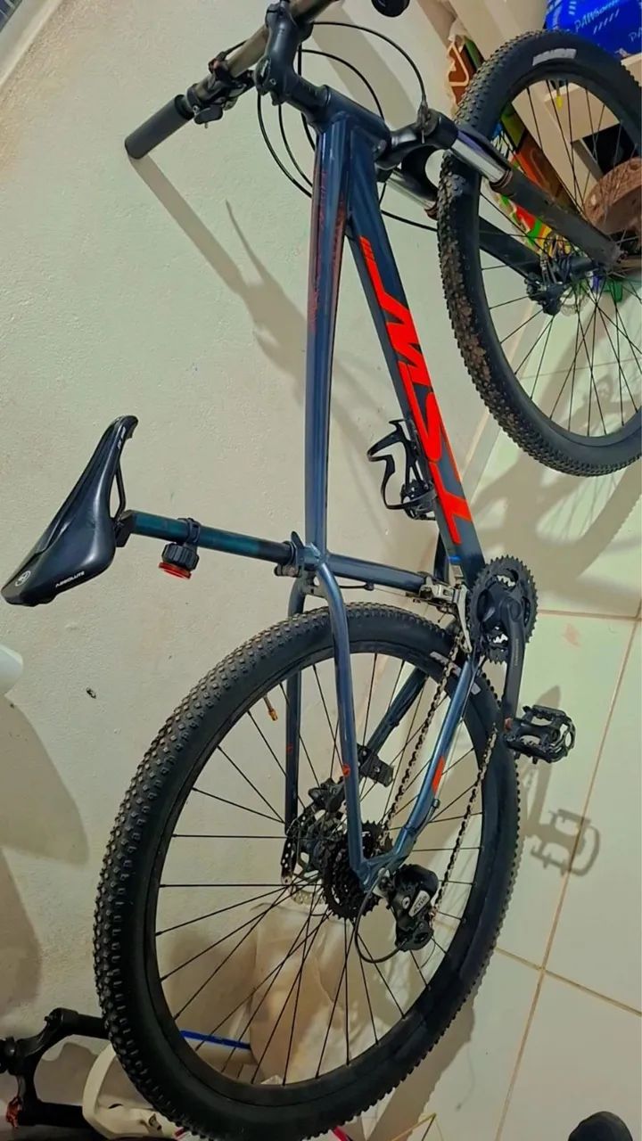 Uma bicicleta  - Foto 2