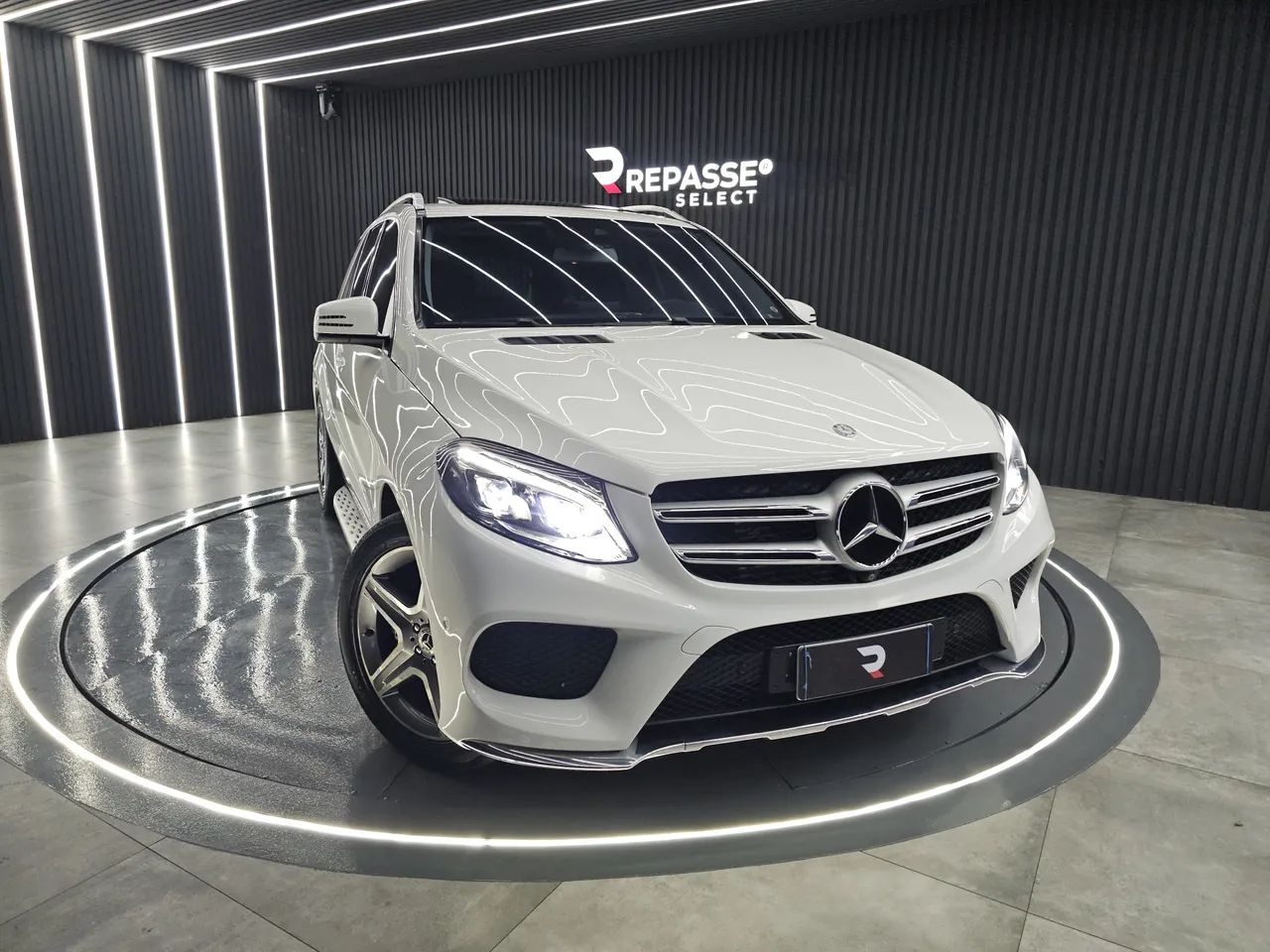 Mercedes-Benz GLE-350 Sport 4matic 3.0 V6 4X4 Diesel 2017