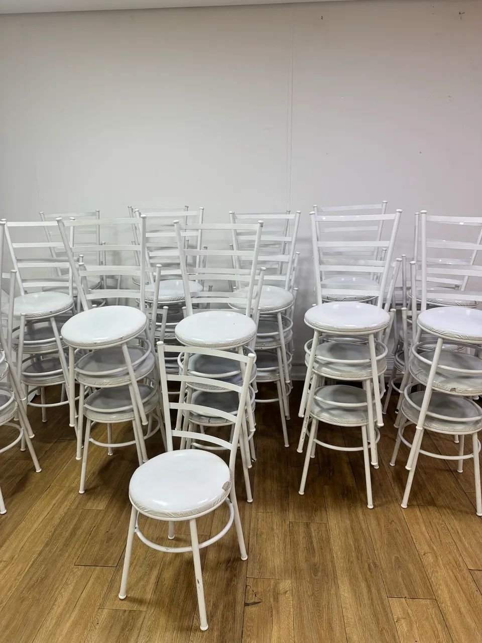 Conjunto mesas com 4 cadeiras para salão  - Foto 3