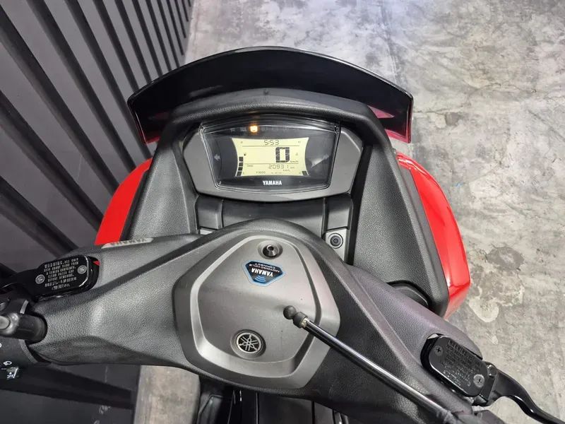 Yamaha NMax 160 cc  - Foto 5