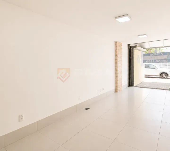 Prédio/Edifício inteiro com 2 quartos, 1 vaga, 52 m²  Loja Comercial com Mezanino à Venda - Foto 3