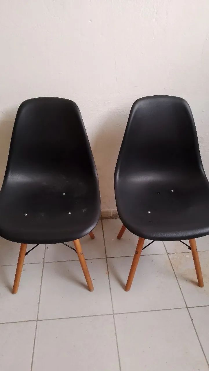 Mesa mais duas cadeiras  - Foto 2