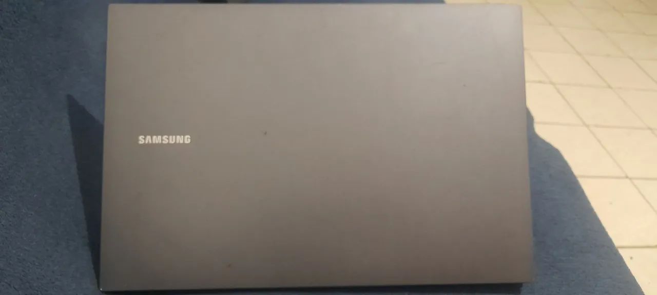 Notbook book Samsung - NP550XDA- Intel Celeron 6305 1.80GHz - Foto 2
