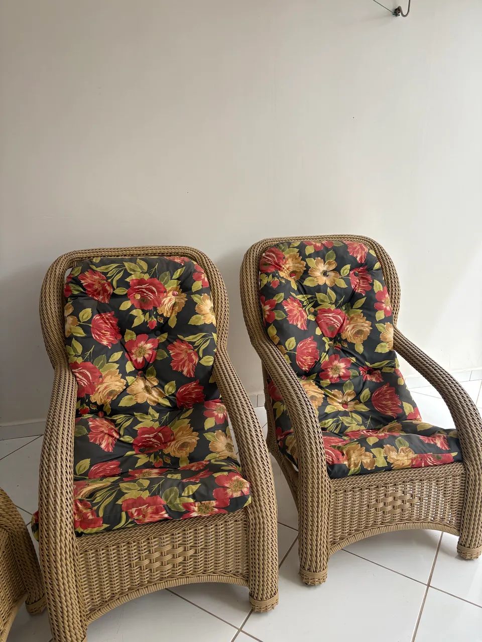 Vende-se conjunto de cadeiras  - Foto 2