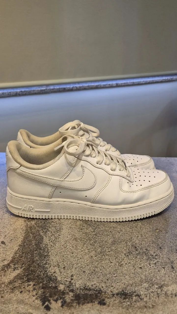 Tênis Nike Air Force 1 07