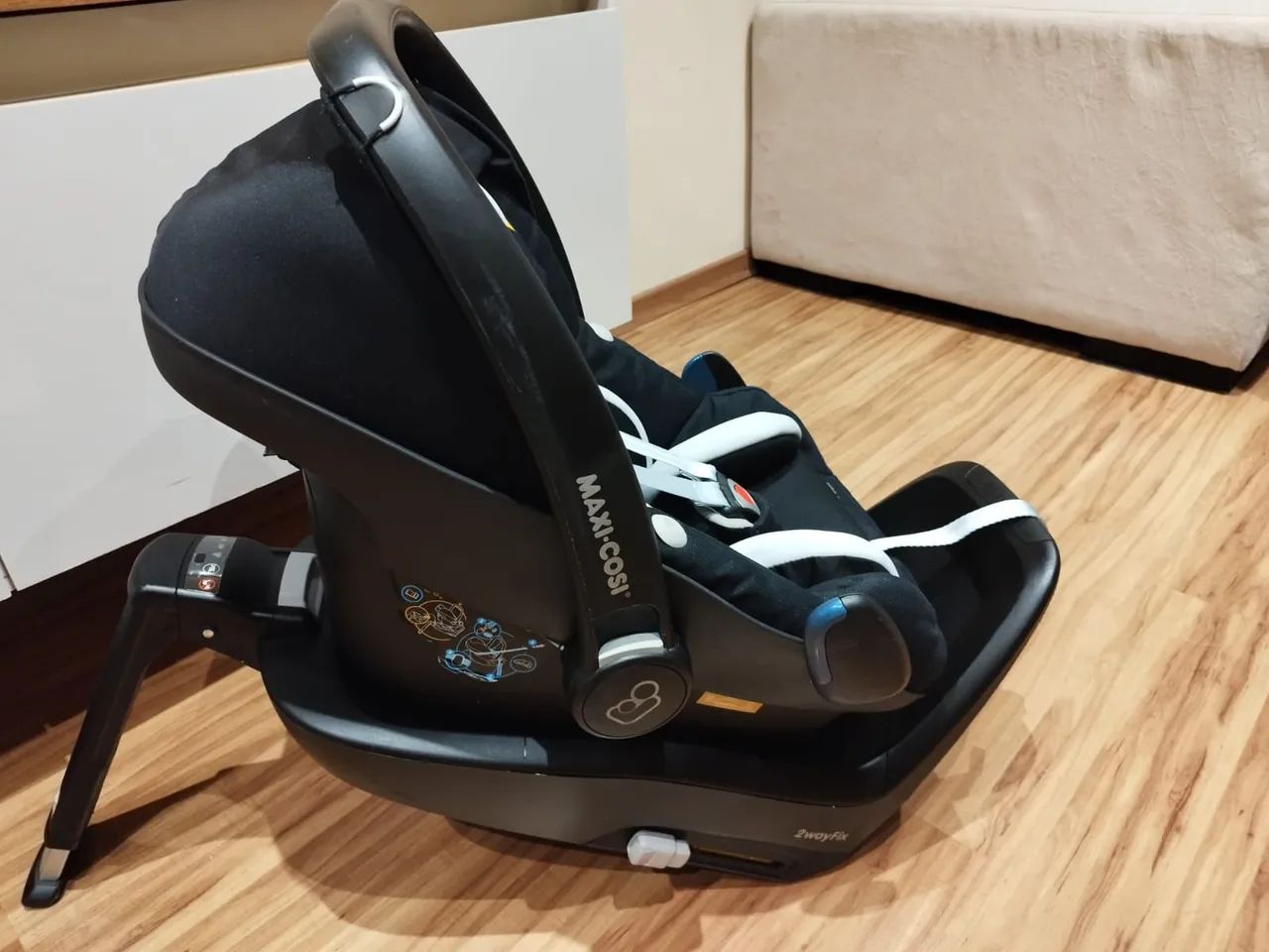 Bebê conforto Pebble plus Maxi-Cosi base 2Way Fix - Foto 4