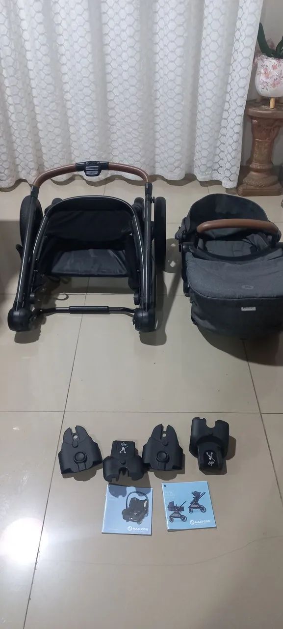 Carrinho de bebê Maxi-Cosi completo com bebê conforto  - Foto 3