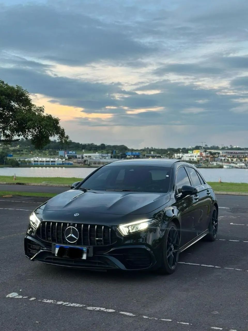 Mercedes-Benz A-45 2023