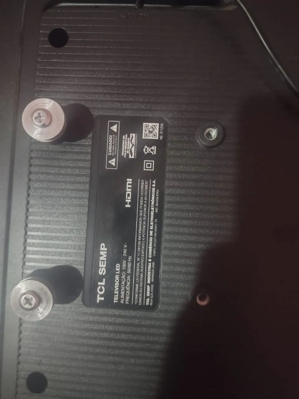 Tv com a tela quebrada  - Foto 3