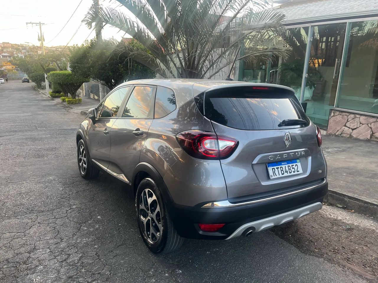Renault Captur Intense 1.3 TB 16V Flex 5P AUT 2022