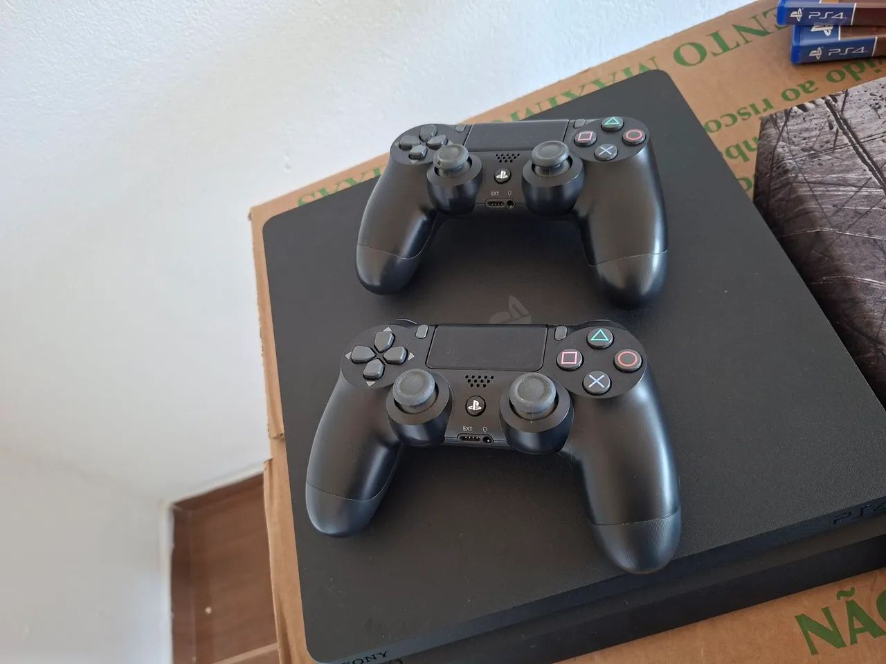 PlayStation 4 slim - Foto 4