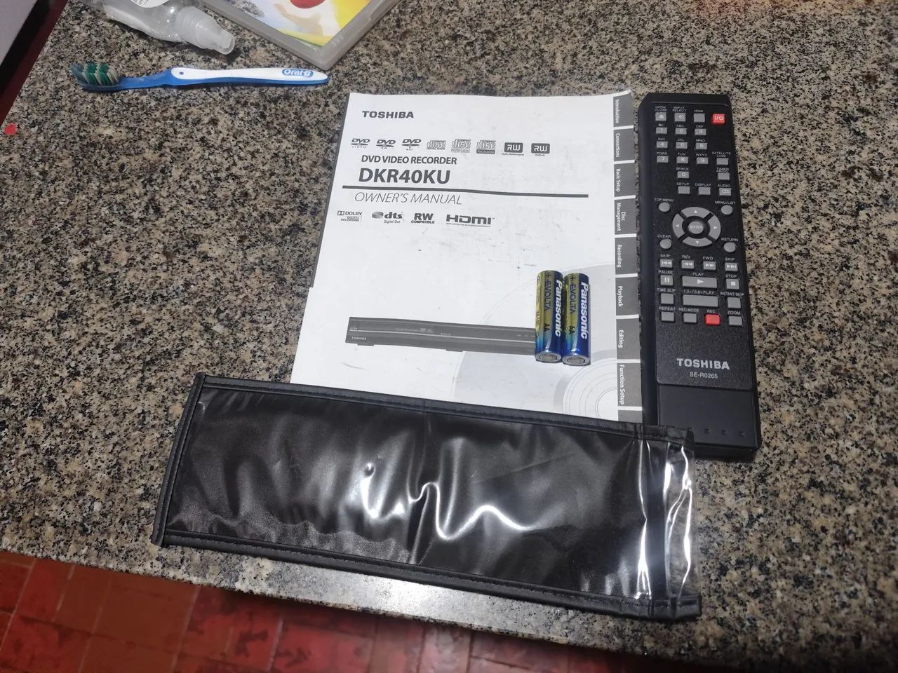 Reprodutor e gravador de DVD Toshiba modelo DKR40KU  - Foto 3