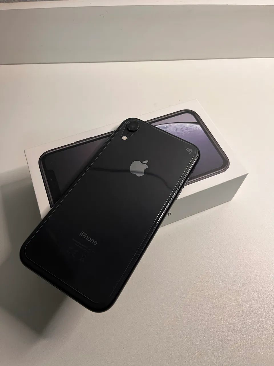 iPhone XR 64GB impecável 