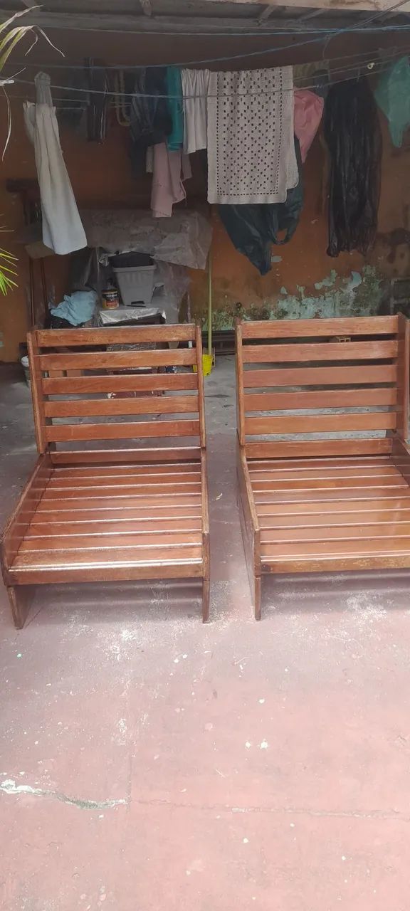 Mesa e dois sofás em madeira nobre - Foto 5