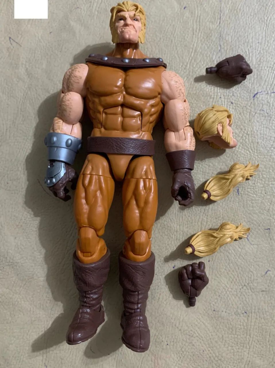 Sabretooth (Sabre Teeth) X-Men Marvel Legends Age of Apocalypse HASBRO