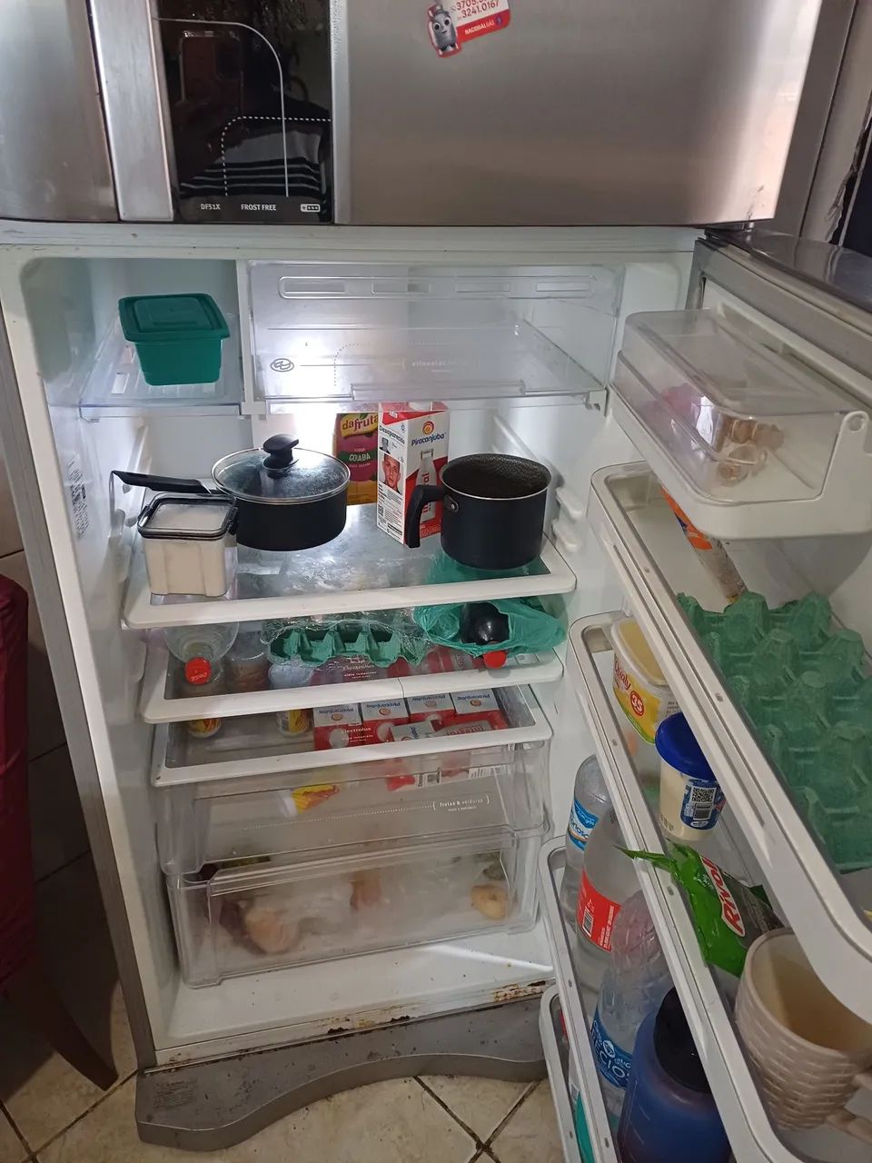 Vendo uma geladeira electrolux - Foto 3
