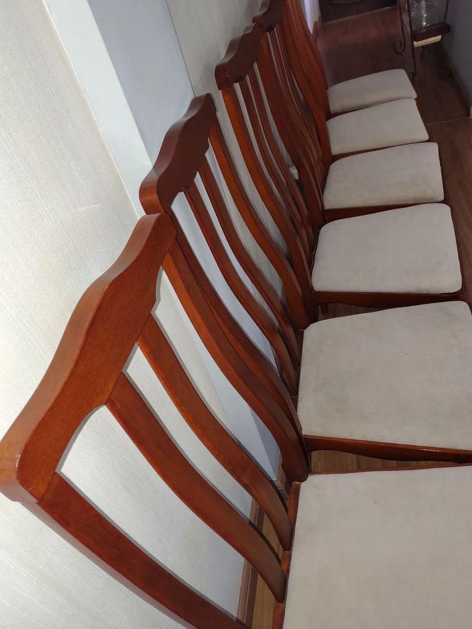 Vendo mesa cadeiras jantar  - Foto 2