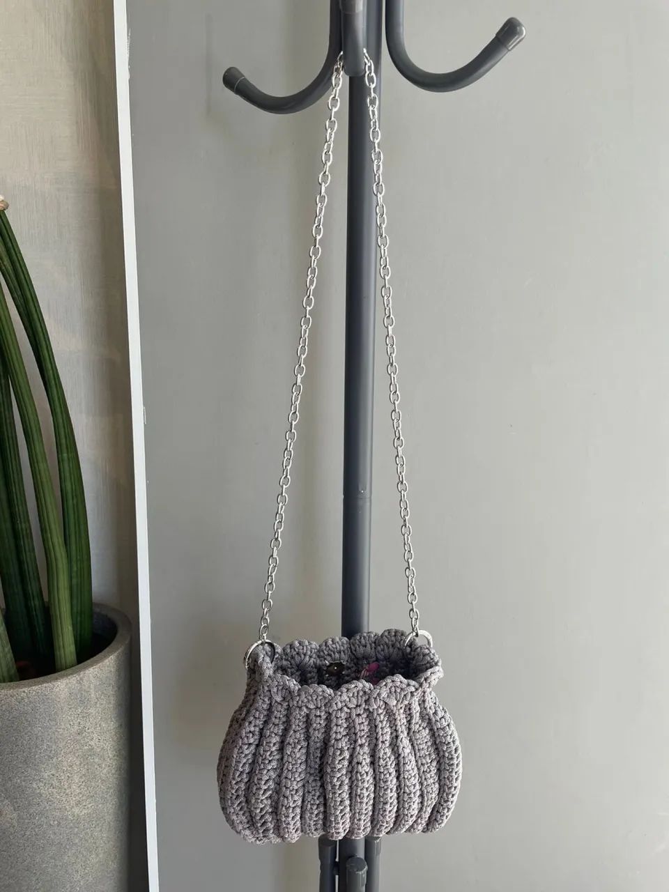 Bolsa de crochê artesanal , transversal com alça - Foto 2