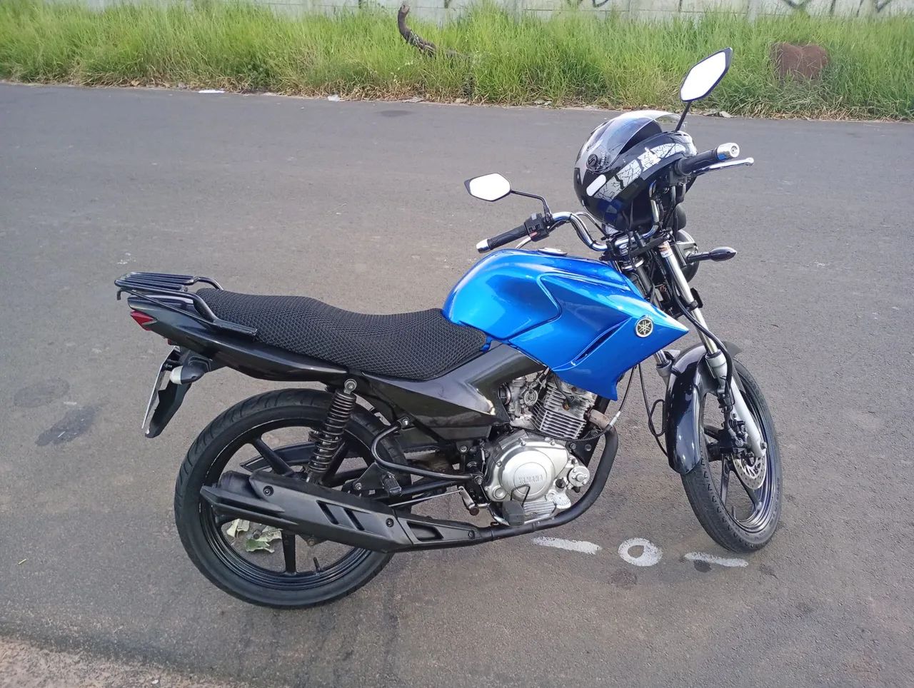 Vendo moto 
