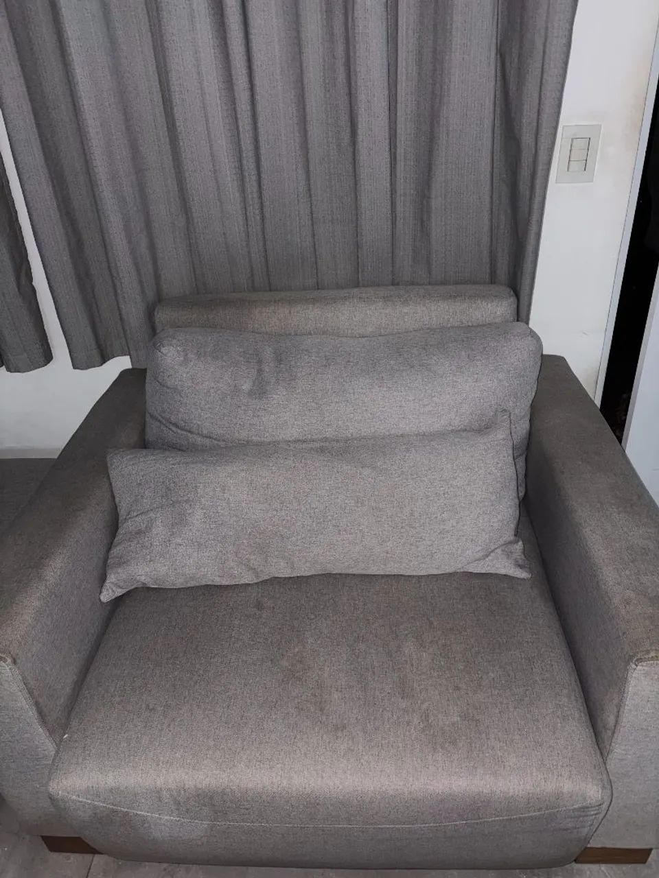 OPORTUNIDADE!!! Sofá confortável, Vendo junto ou separado, módulo duplo e individual. - Foto 3