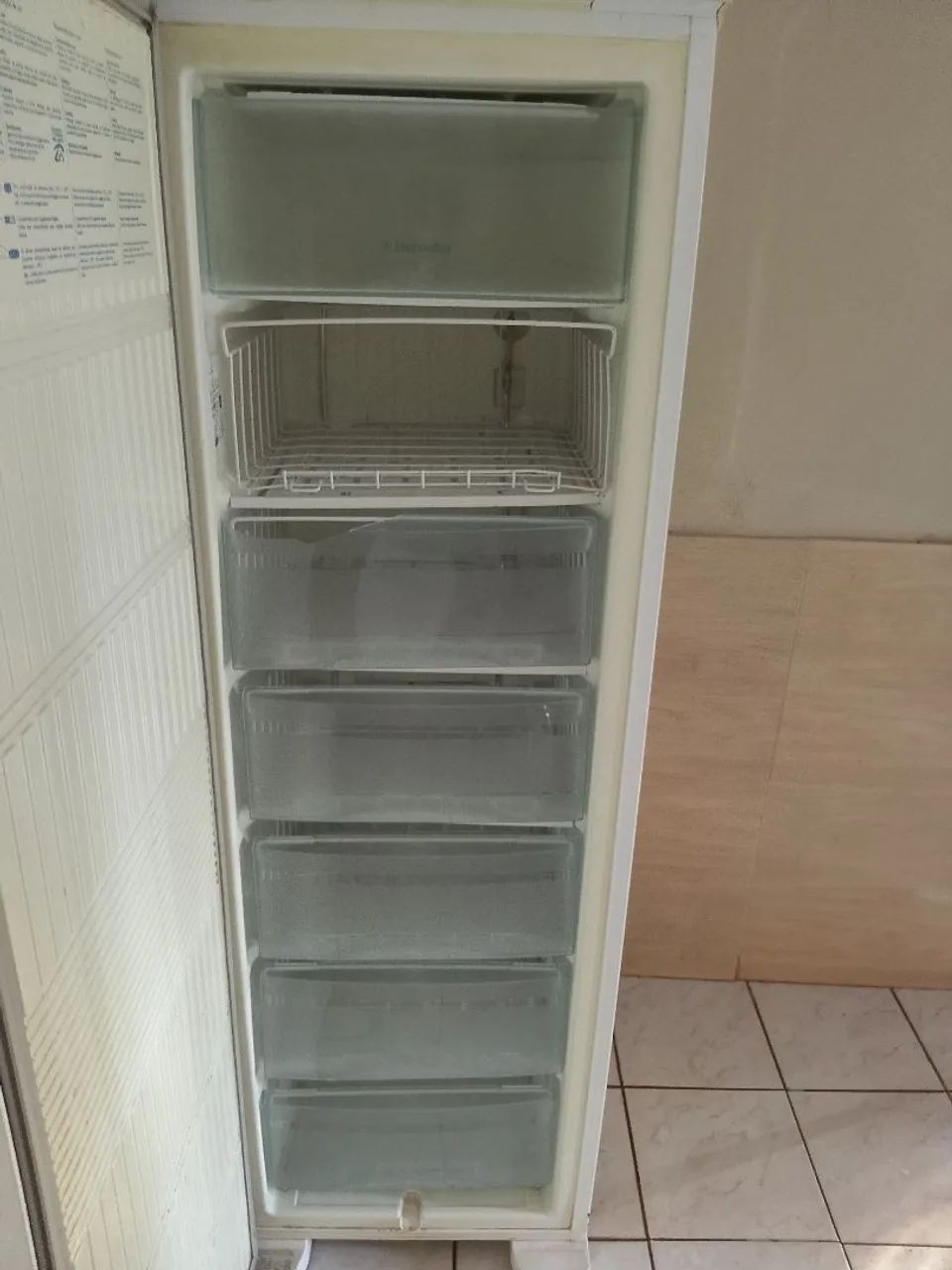 Freezer vertical Eletrolux prosdocimo 5 gavetas