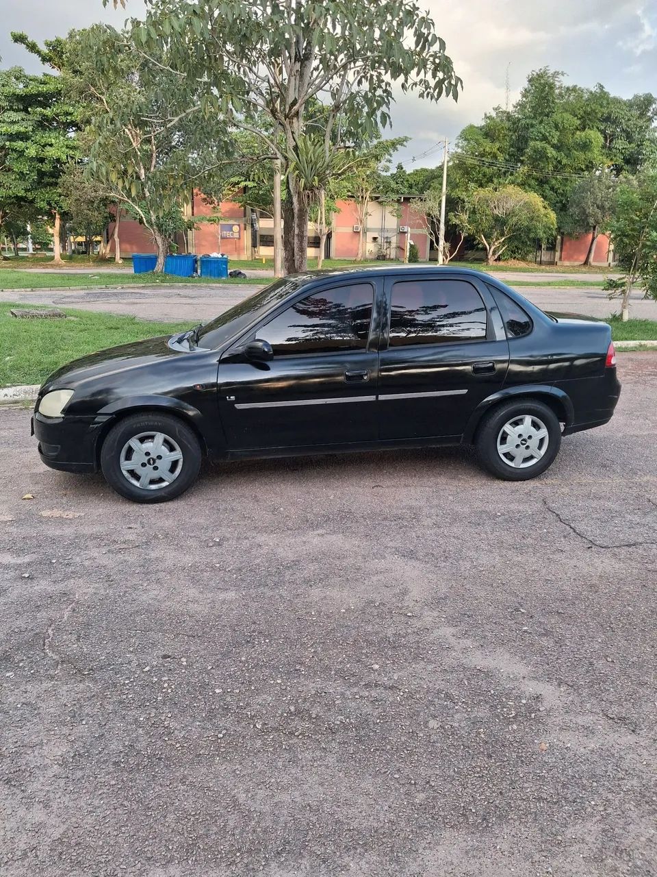 Chevrolet Classic Classic Life/LS 1.0 VHC FlexP. 4p 2012