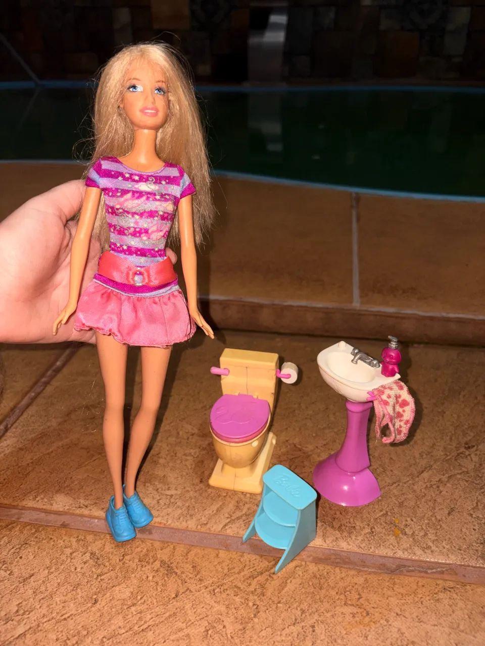 Barbie babá - ensinando a usar o vaso - Foto 3