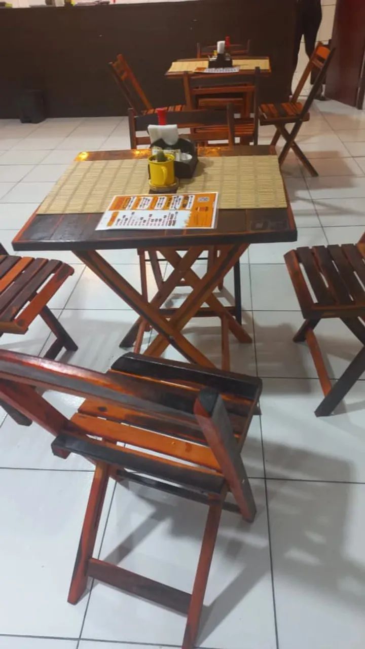 Conjunto de mesa com cadeiras  - Foto 2